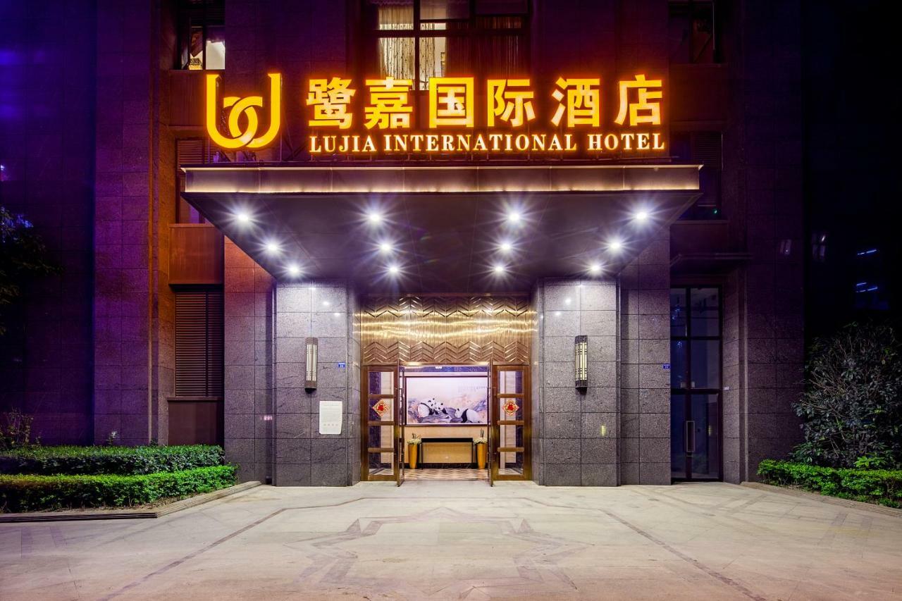 Lujia International Hotel Чэнду Экстерьер фото